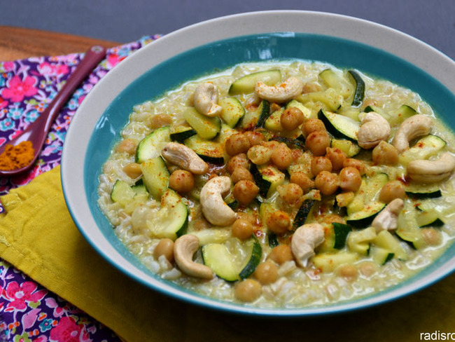 Curry de pois chiche au lait de coco et courgette - Recette par radisrose