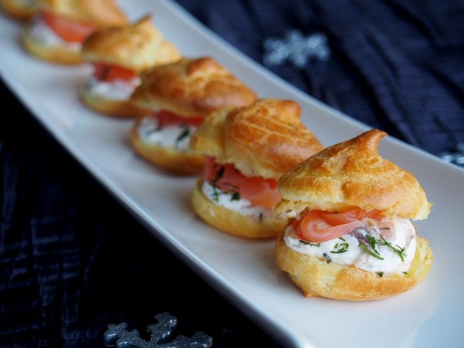 Petits choux au saumon fumé et fromage frais - Recette par Cuisi'Ness
