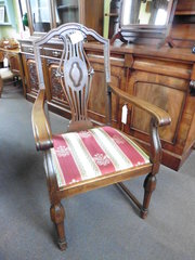 antique oak gentlemans chair