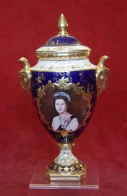 coalport prototype vase and cover