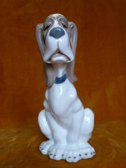 seated dog by lladro