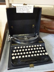 home portable remington typewriter