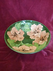 moorcroft green hibsicus footed bowl