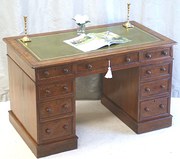 Fine Small Victorian Pedestal