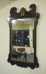 Georgian mahogany hanging mirr