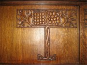 Arts and Crafts oak Linen pres