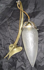 Arts and Crafts wall light