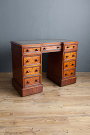 antique furniture victorian mahogany desk Victorian Mahogany Desk