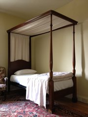 mahogany four poster bed