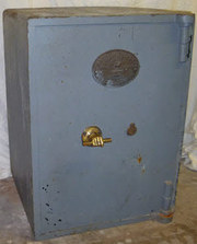 A Useful Victorian Cast Iron S