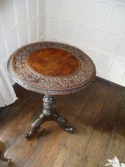antique furniture stunning tilttop tripod table Stunning tilttop tripod table