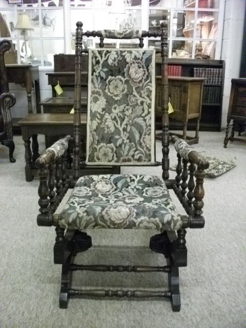 EARLY AMERICAN FURNITURE HISTORY : COLONIAL PERIOD