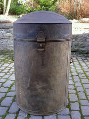 Valour pfectene oil cabinet