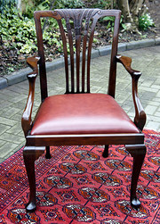 Antique Mahogany Chippendale S