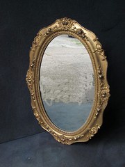 GILT OVAL MIRROR