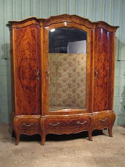 Antique Italian Walnut Bombe W