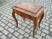 Antique burr walnut inlaid jar