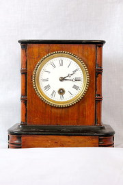 A french 8 day time piece move