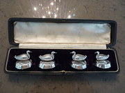Silver place cardmenu holders