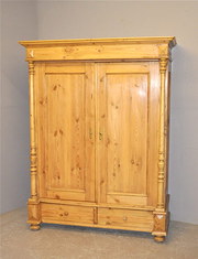 Pine Double Wardrobe  Q3302