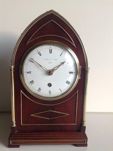 Fusee bracket clock