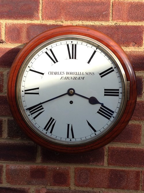 Fusee wall clock