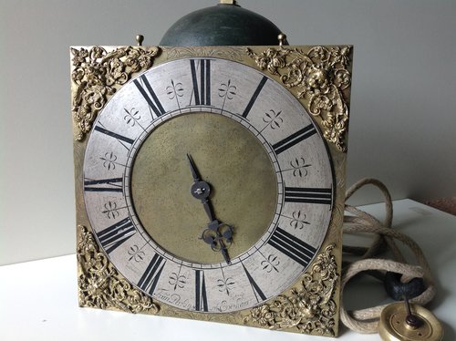 Lantern clock