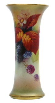 antique ceramics royal worcester autumn berries Royal Worcester Autumn Berries