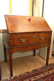 Rare Mid Georgian Oak Bureau D