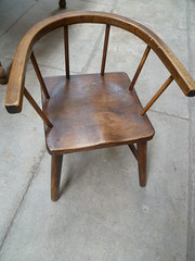 ANTIQUE BEECH CHILDS CHAIR