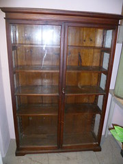 VICTORIAN ANTIQUE PINE CUPBOAR