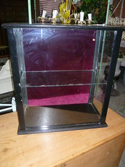 VINTAGE SHOP DISPLAY CABINET