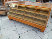 VINTAGE SHOP DISPLAY COUNTER D