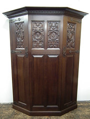 Arts and Crafts Oak Hall Wardr
