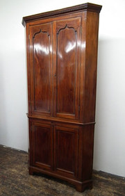 George III Mahogany Inlaid Cor
