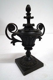 antique bronzes late george iv bronze vaseince Late George IV Bronze VaseInce