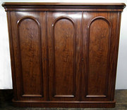 Victorian 3 Door Wardrobe