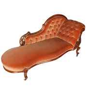 Victorian Walnut Chaise Longue