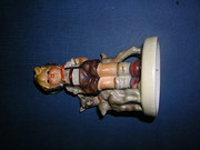 HUMMEL FIGURINELITTLE GOAT HER