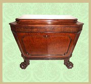 Fine Regency mahogany cellaret