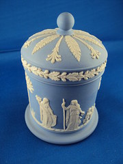 Wedgwood Jasper Ware tobacco j