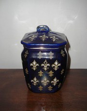 Victorian porcelain Fleur de L