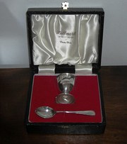 Vintage solid silver egg cup