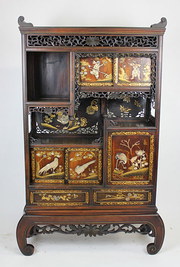 Oriental shodana cabinet