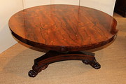 5FT ROUND ROSEWOOD DINING TABL