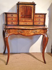 DESK WALNUT C 1880