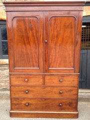 MAHOGANY LINEN PRESS
