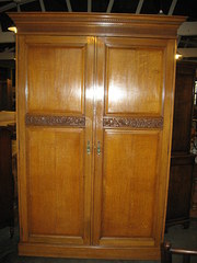Magnificent Gentlemans oak 2 d