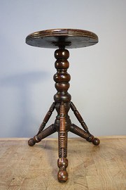 American Tonk Antique Rise  Fa