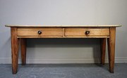 Antique Scrubbed Pine Serving